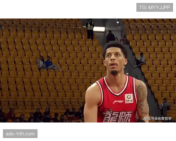 亚特兰大后卫林奇训练中再次受伤，赛季恐提前报销